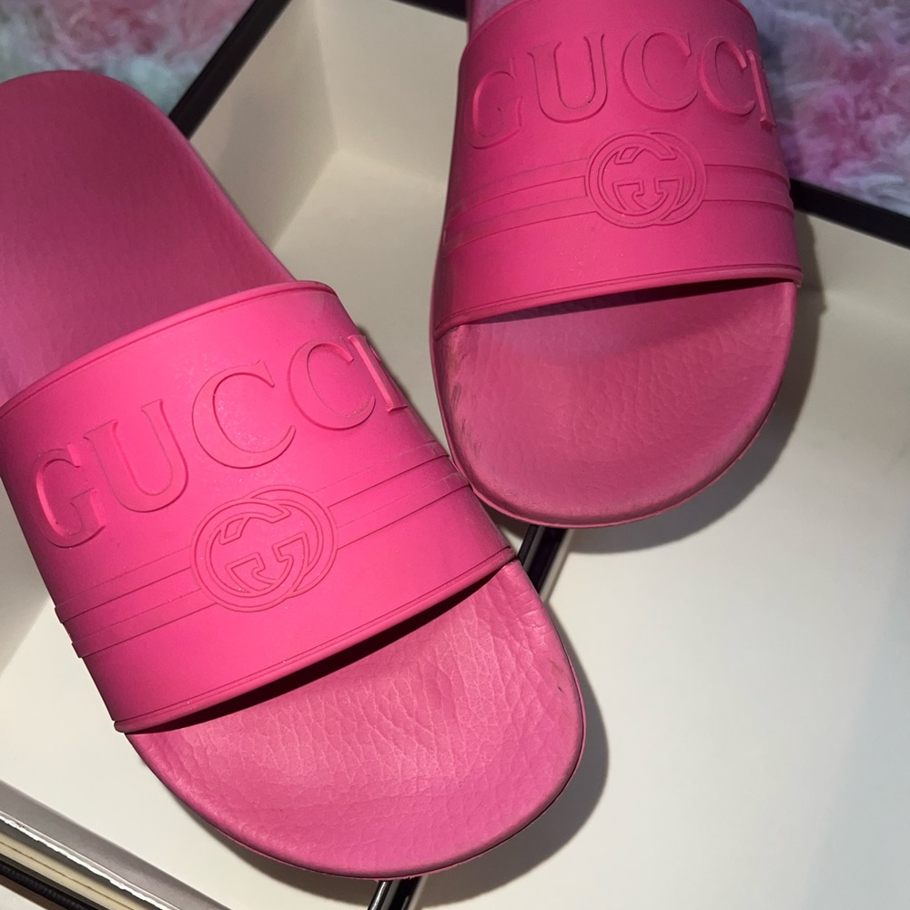 🩷 Gucci Authentic Pink Rubbed Slides - Picture 4 of 6